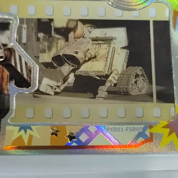 Wall-E Disney 100 Pixar 37th Anniversary Oscars Trading Card Film Cell - Picture 2 of 4